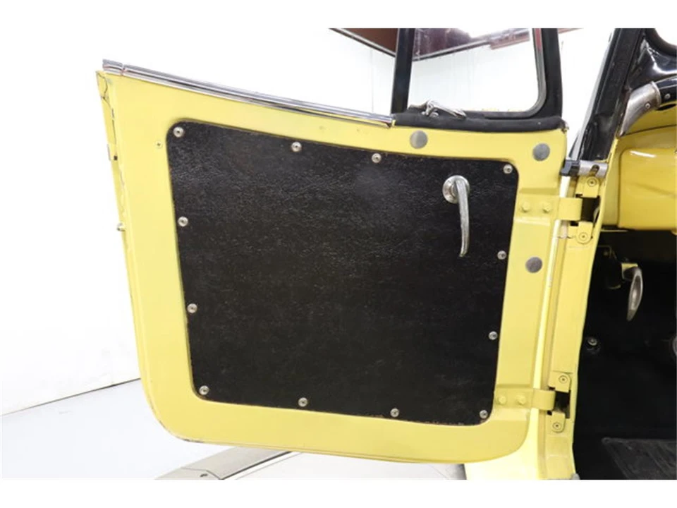 1950 Willys Jeepster - Image 23 of 31