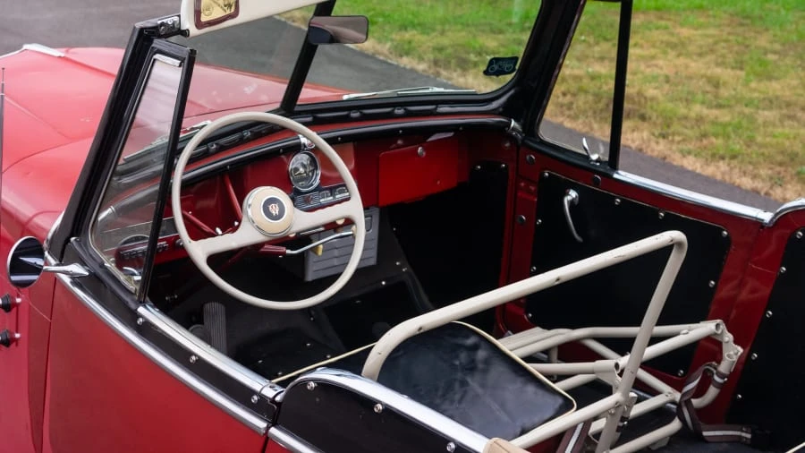 1950 Willys Jeepster - Image 4 of 12