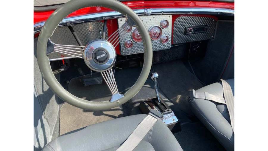 1950 Willys Jeepster - Image 6 of 17