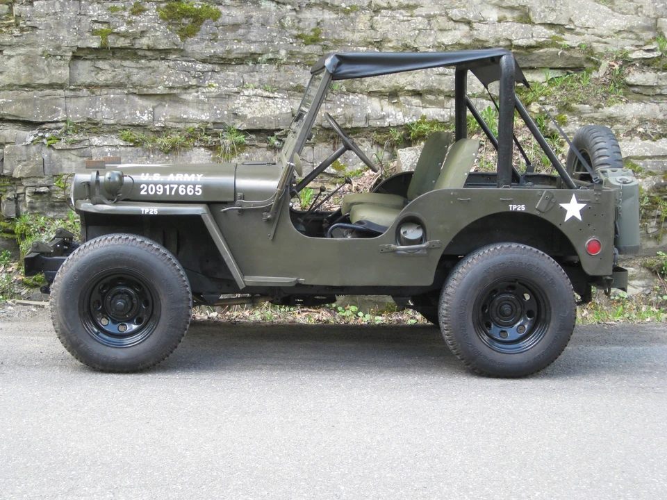 1950 Willys M38 & M38A1 - Image 2 of 31