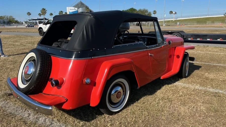 1950 Willys Jeepster - Image 8 of 17