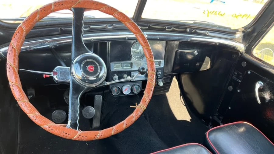 1950 Willys Jeepster - Image 9 of 17
