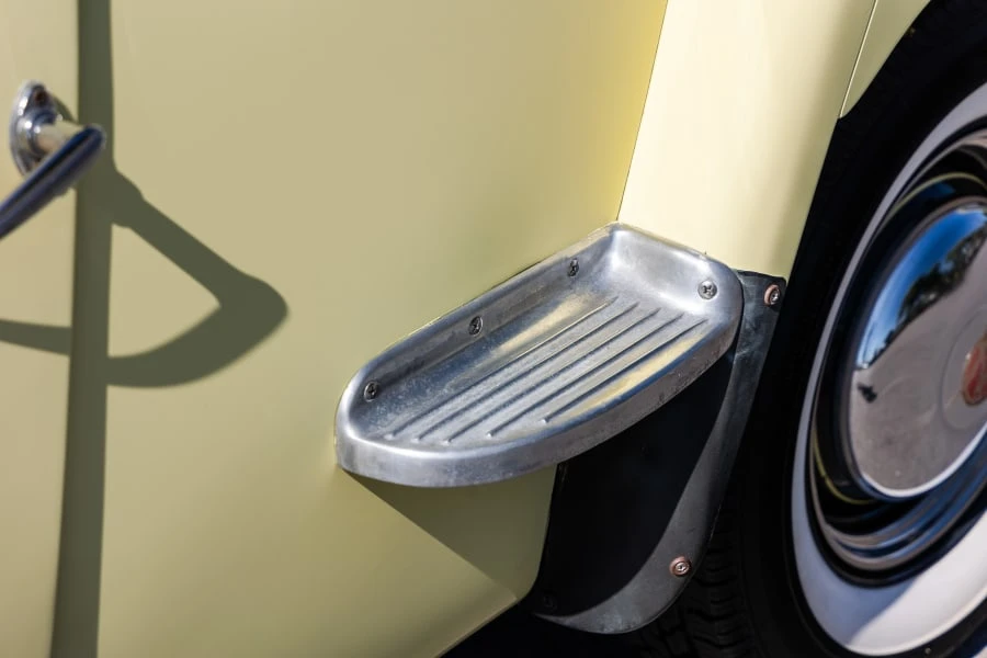 1950 Willys Jeepster - Image 9 of 31