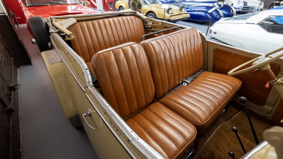 1950 Willys Jeepster - Image 18 of 23
