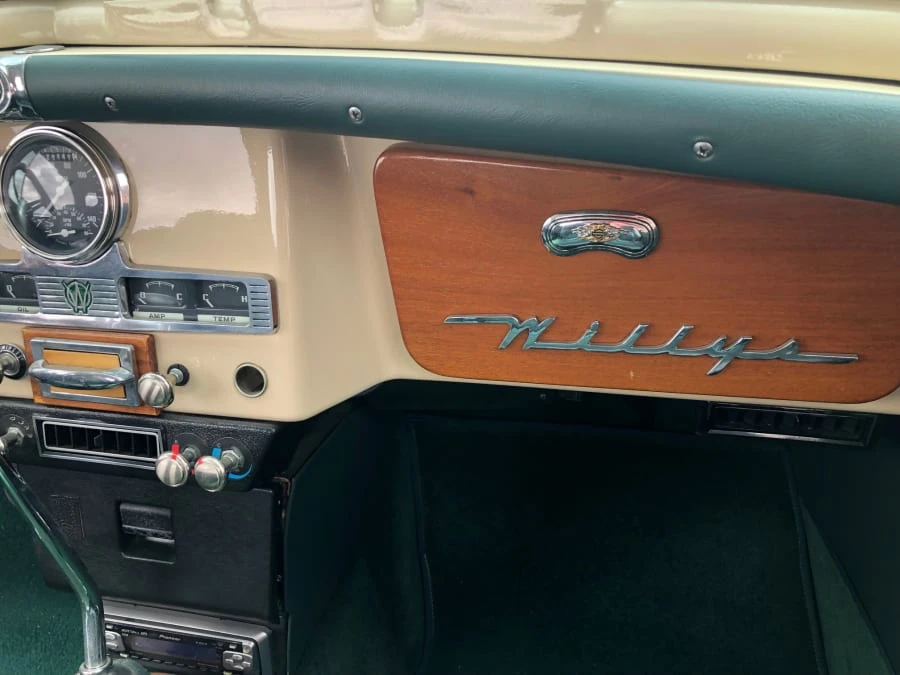 1950 Willys Jeepster - Image 12 of 19