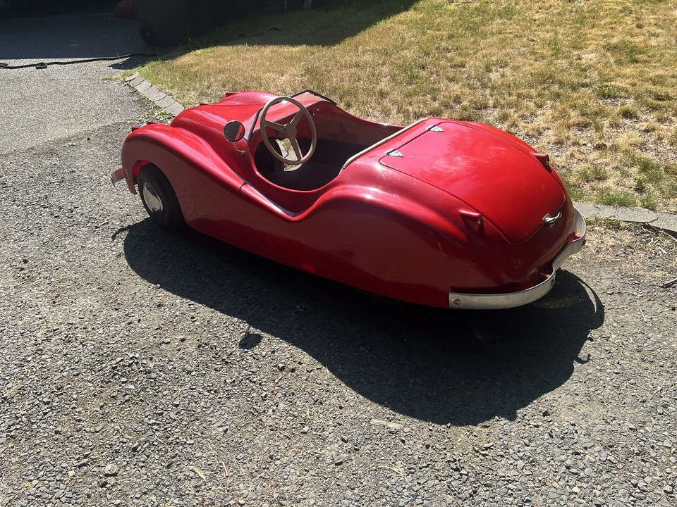 Jaguar XK120 - Image 6 of 17