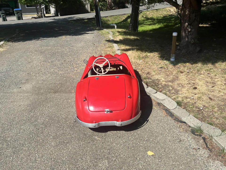 Jaguar XK120 - Image 8 of 17