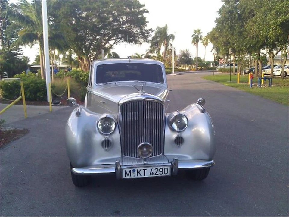 1951 Bentley Mark VI - Image 3 of 7