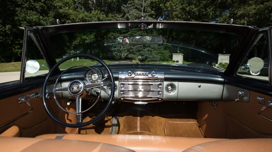 1951 Buick Roadmaster - Image 4 of 12