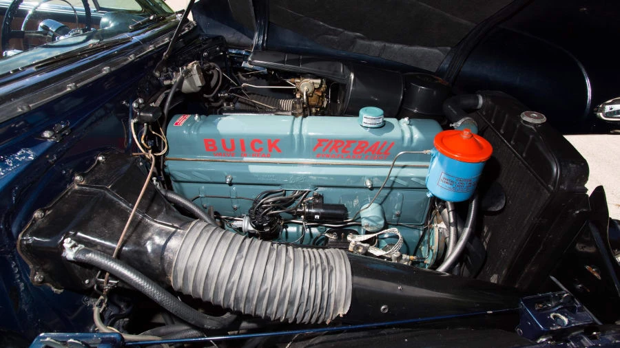 1951 Buick Roadmaster - Image 6 of 12