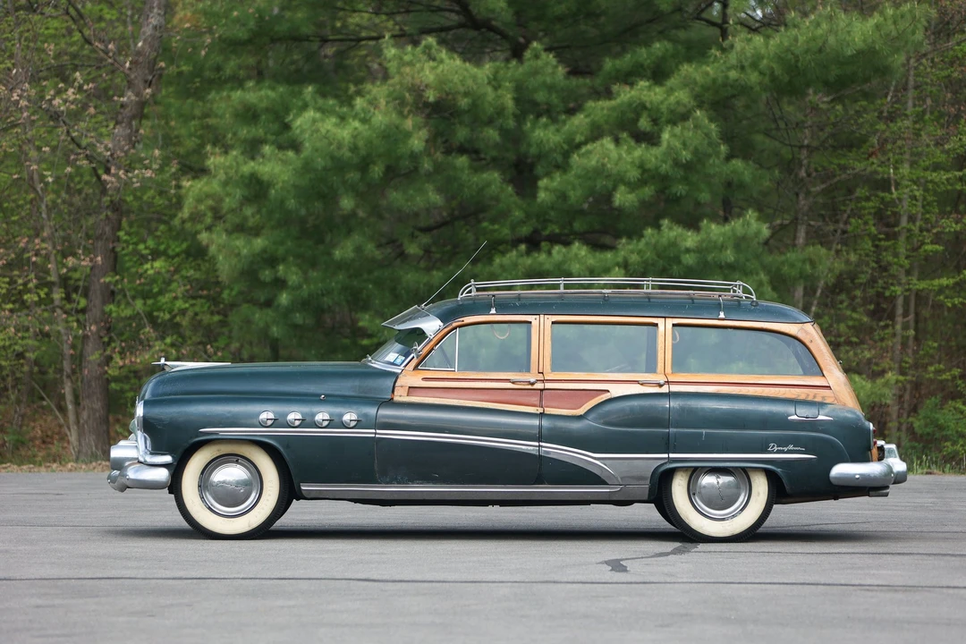 1951 Buick Roadmaster - Image 3 of 31
