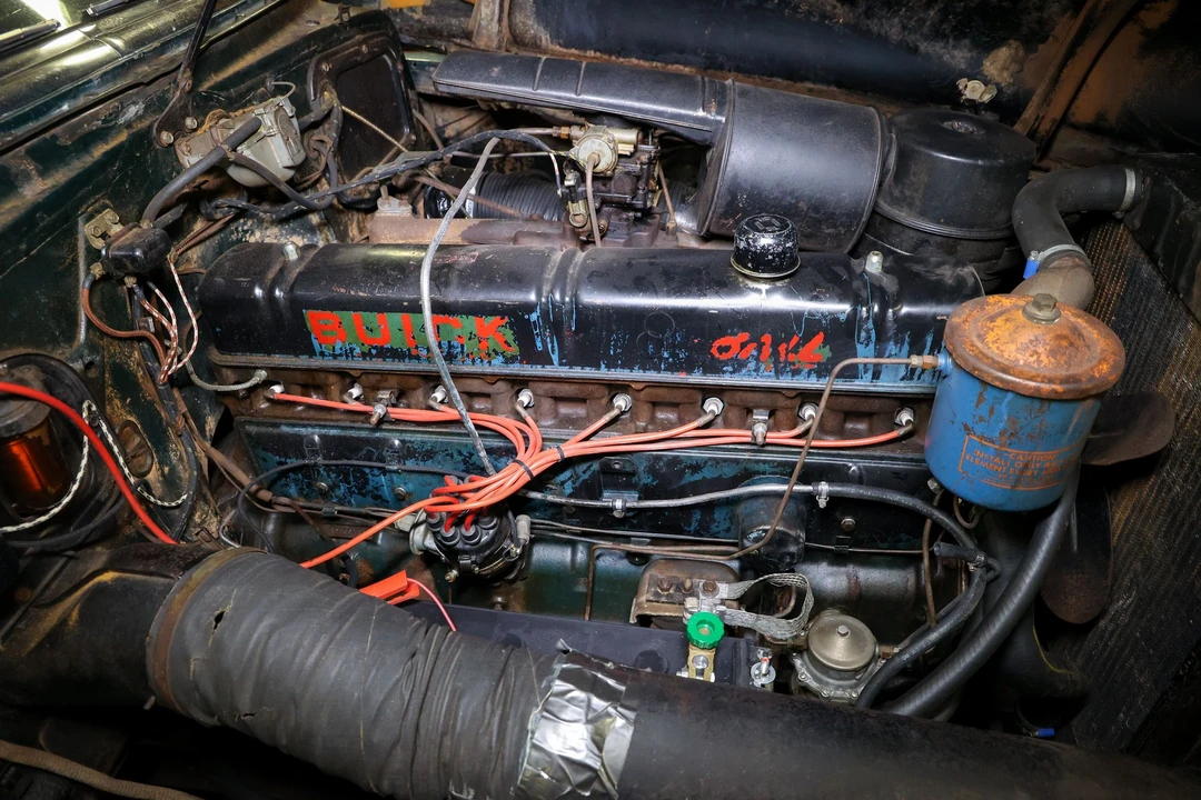1951 Buick Roadmaster - Image 18 of 31