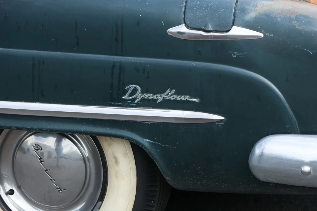 1951 Buick Roadmaster - Image 27 of 31