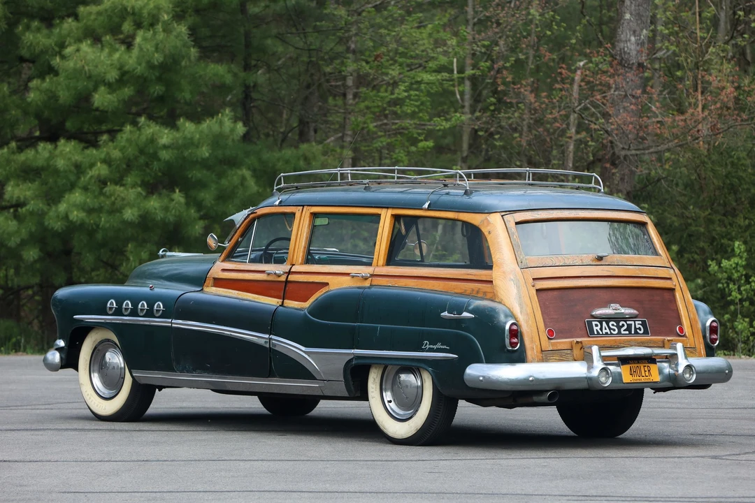 1951 Buick Roadmaster - Image 17 of 31