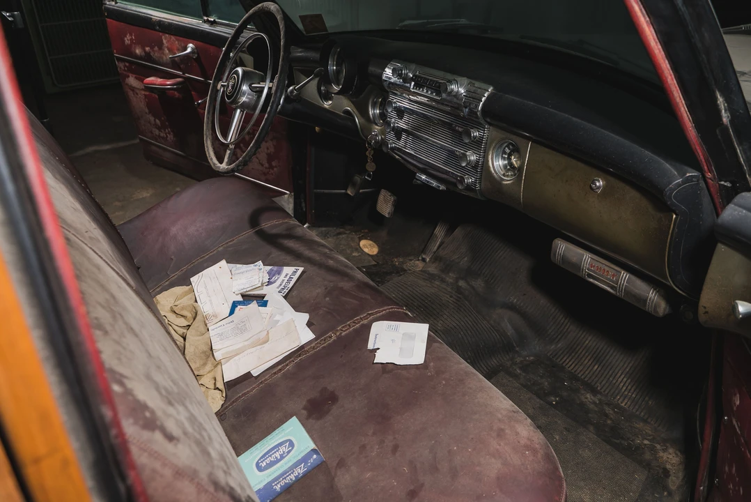 1951 Buick Super - Image 12 of 31