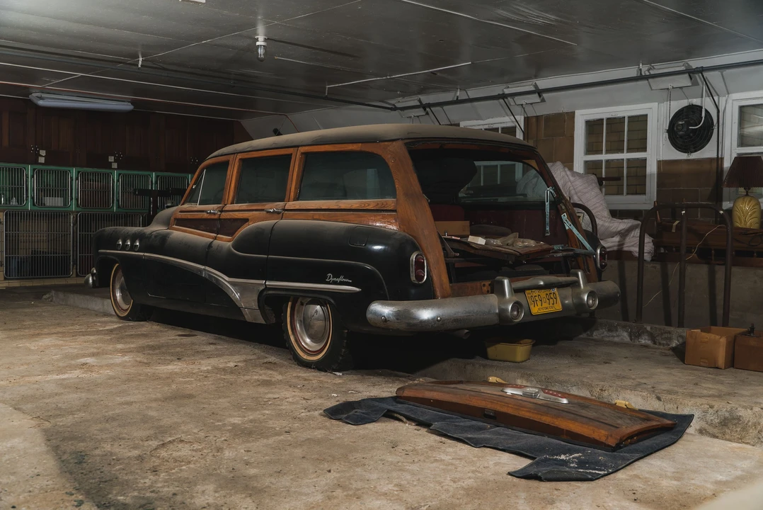 1951 Buick Super - Image 25 of 31