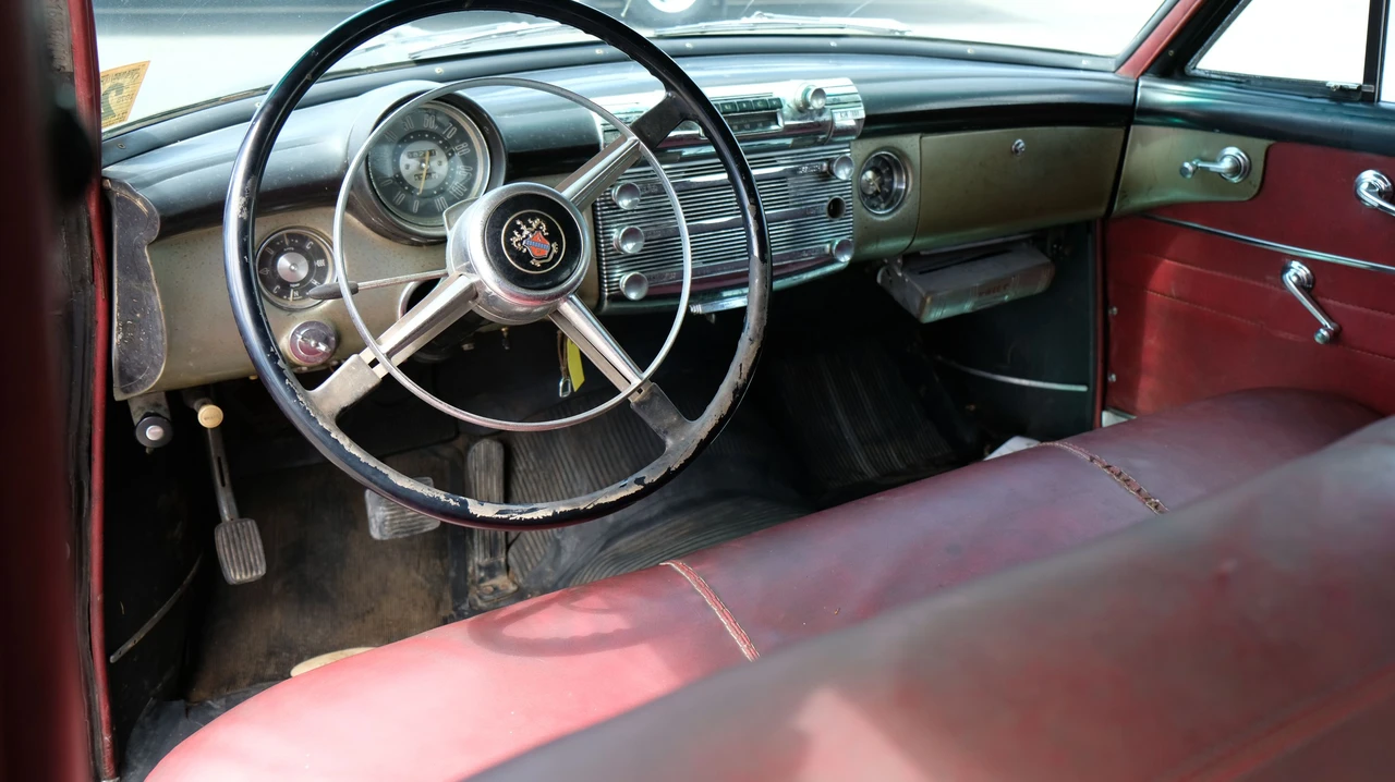 1951 Buick Super - Image 3 of 16