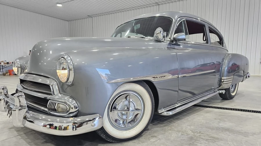 1951 Chevrolet Special & Deluxe & Fleetline - Image 3 of 5