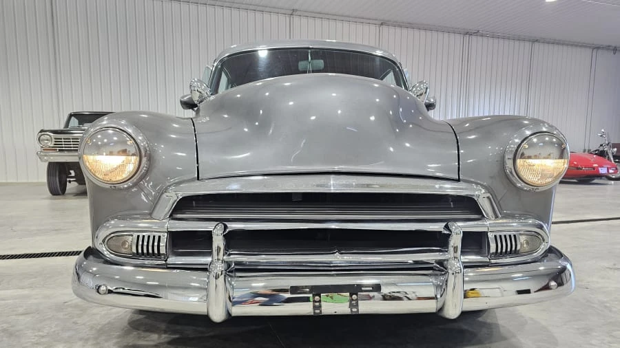 1951 Chevrolet Special & Deluxe & Fleetline - Image 2 of 5