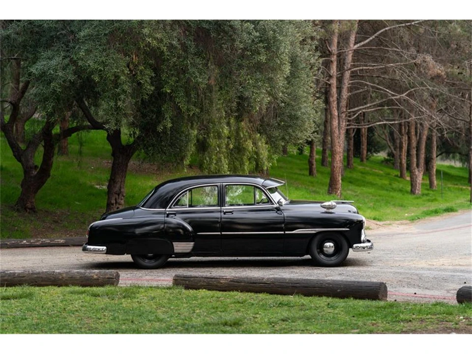 1951 Chevrolet Special & Deluxe & Fleetline - Image 15 of 31