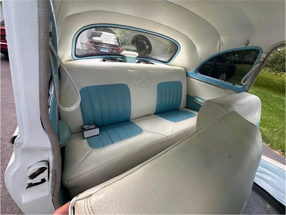 1951 Chevrolet Special & Deluxe & Fleetline - Image 11 of 12