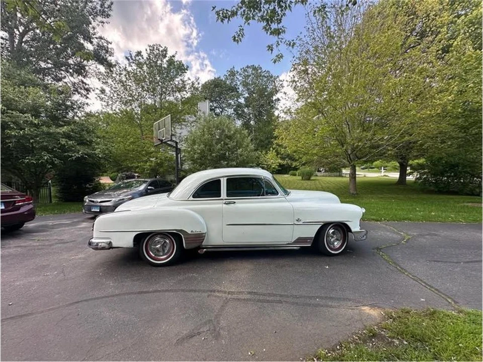1951 Chevrolet Special & Deluxe & Fleetline - Image 7 of 12