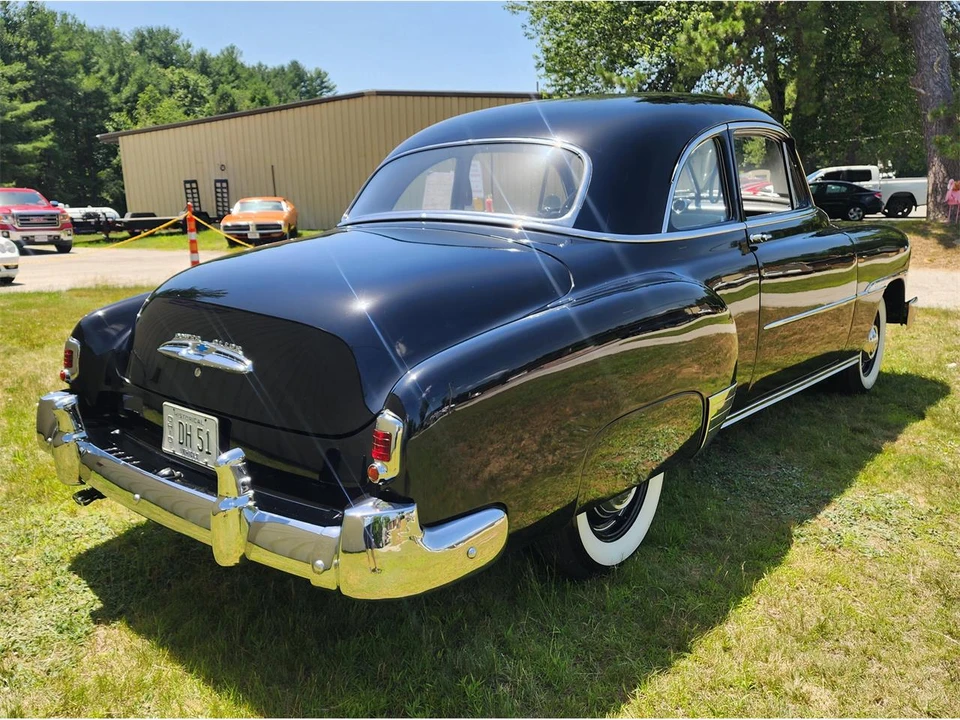 1951 Chevrolet Special & Deluxe & Fleetline - Image 4 of 31