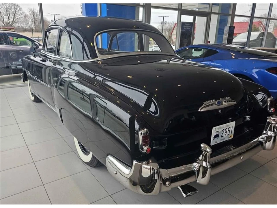 1951 Chevrolet Special & Deluxe & Fleetline - Image 9 of 31