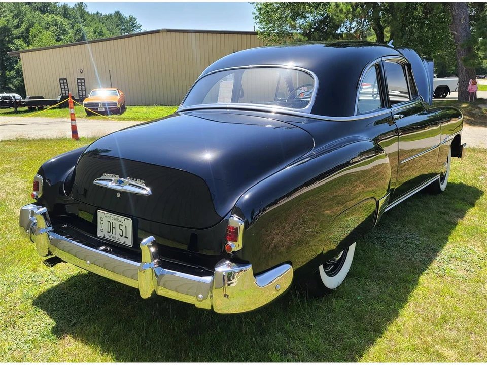 1951 Chevrolet Special & Deluxe & Fleetline - Image 17 of 31