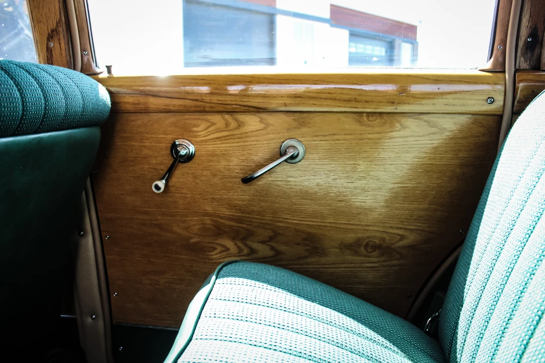 1951 Chevrolet Special & Deluxe & Fleetline - Image 24 of 31
