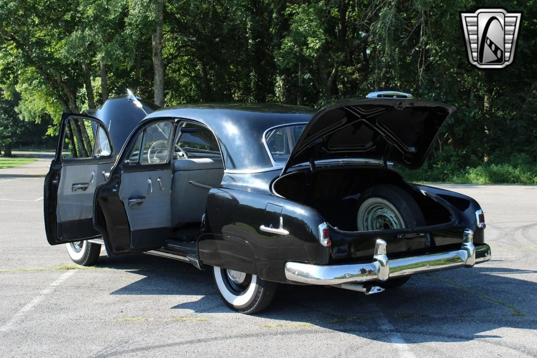 1951 Chevrolet Stylemaster & Fleetmaster & Fleetline - Image 9 of 12