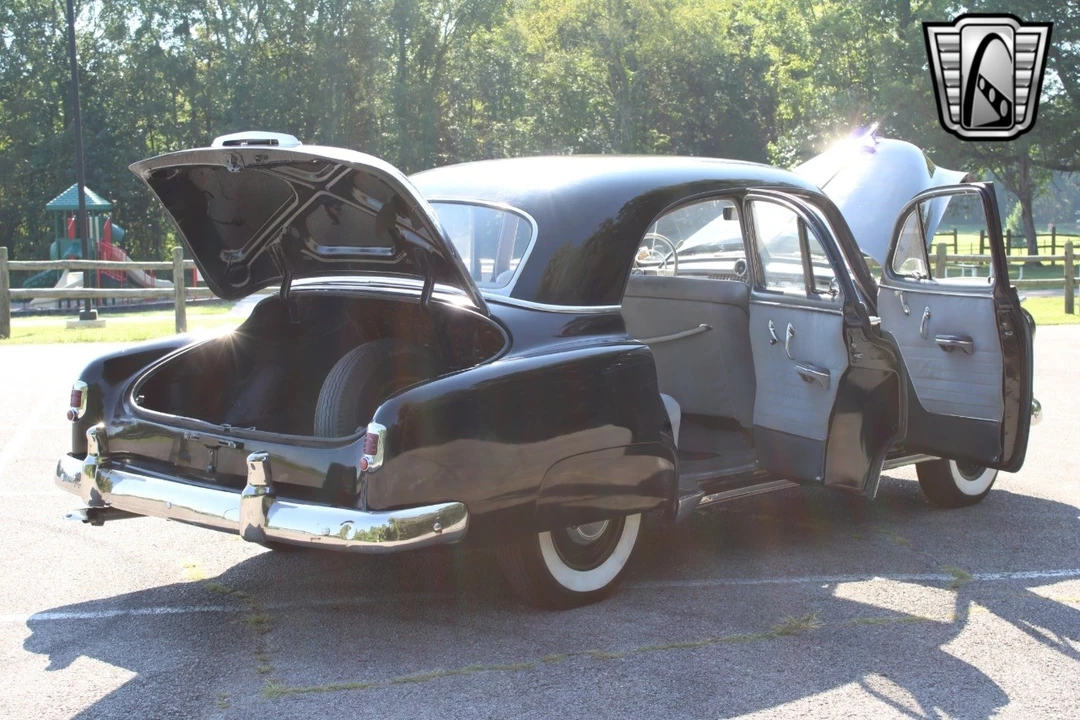 1951 Chevrolet Stylemaster & Fleetmaster & Fleetline - Image 10 of 12