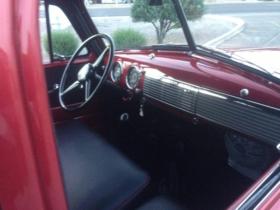 1951 Chevrolet Suburban 3rd Gen - Image 5 of 7