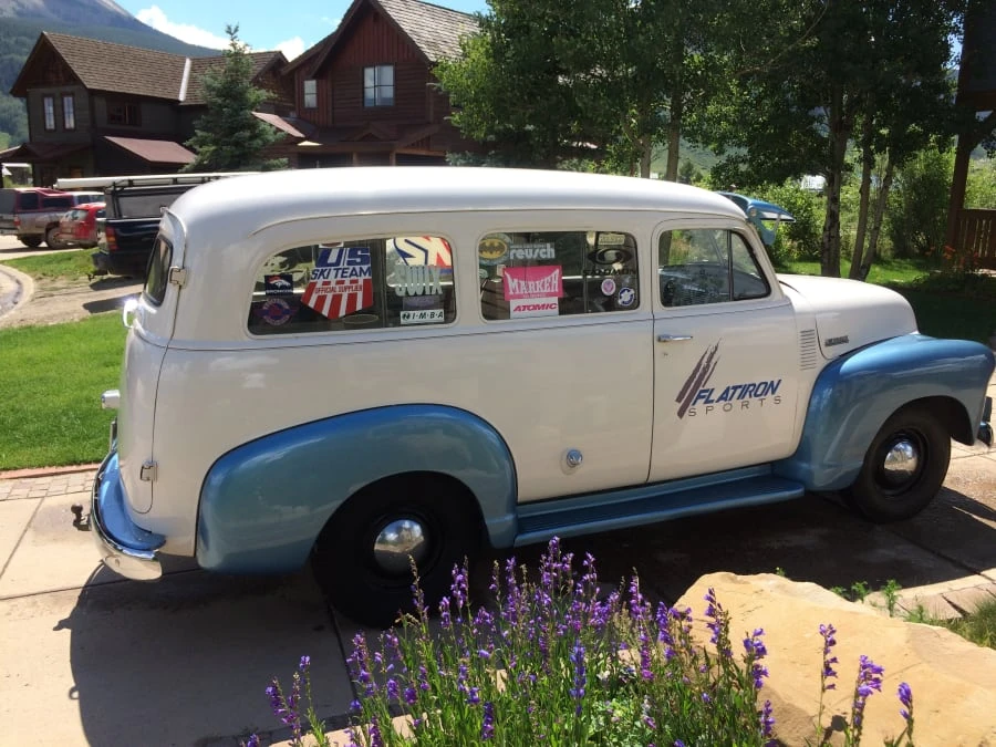 1951 Chevrolet Suburban 3rd Gen - Image 2 of 7