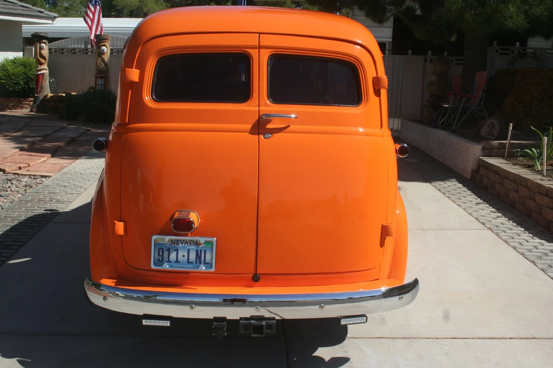 1951 Chevrolet Suburban 3rd Gen - Image 16 of 31
