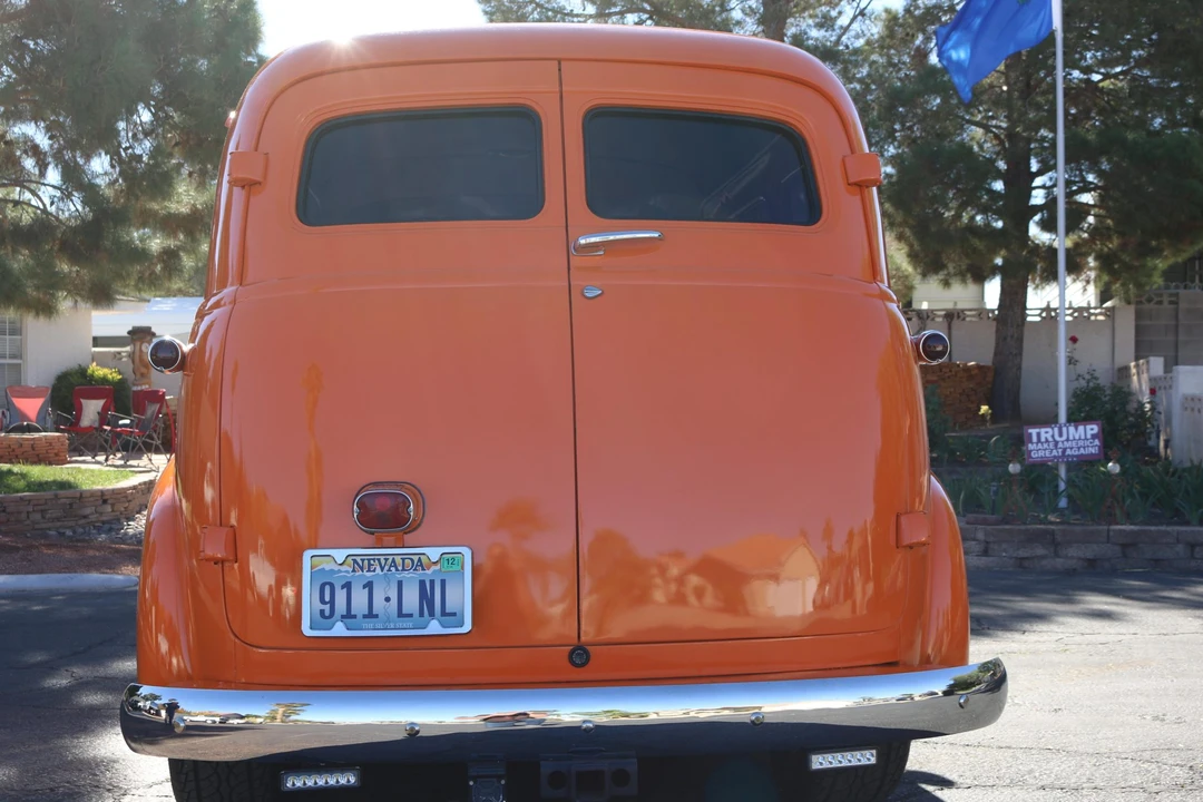 1951 Chevrolet Suburban 3rd Gen - Image 17 of 31