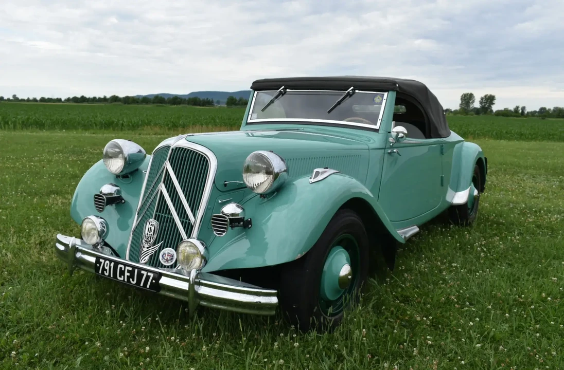 1951 Citroen Traction Avant - Image 4 of 6