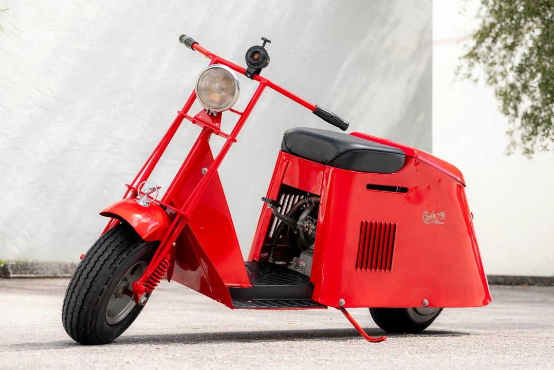 1951 Cushman - Image 9 of 31