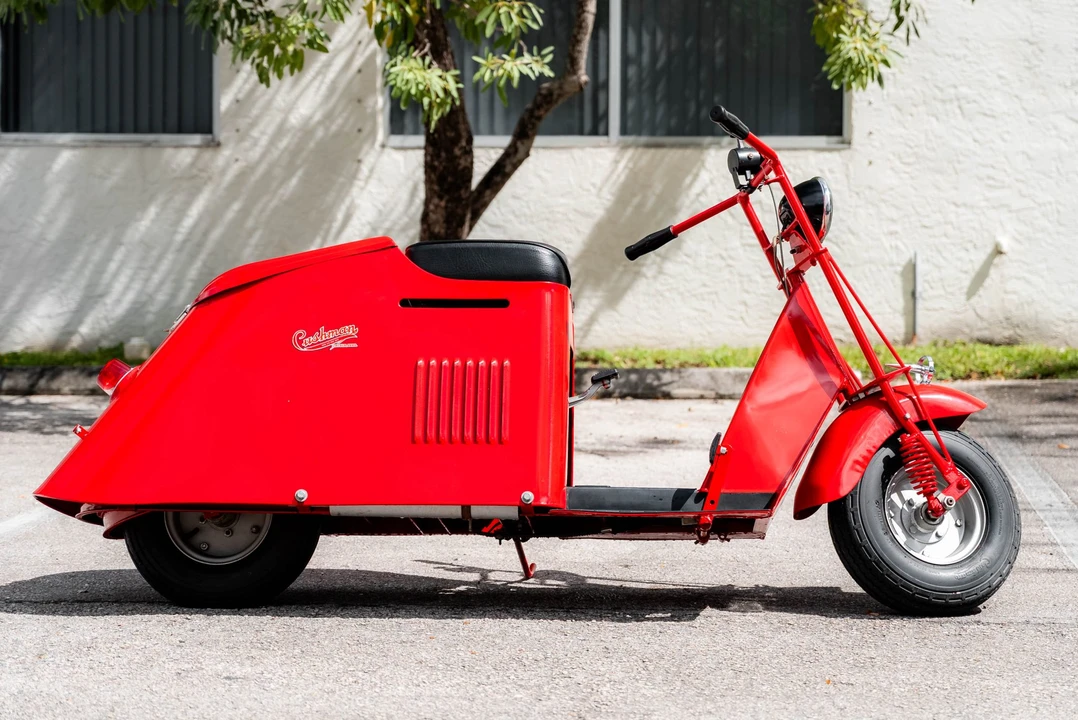 1951 Cushman - Image 4 of 31