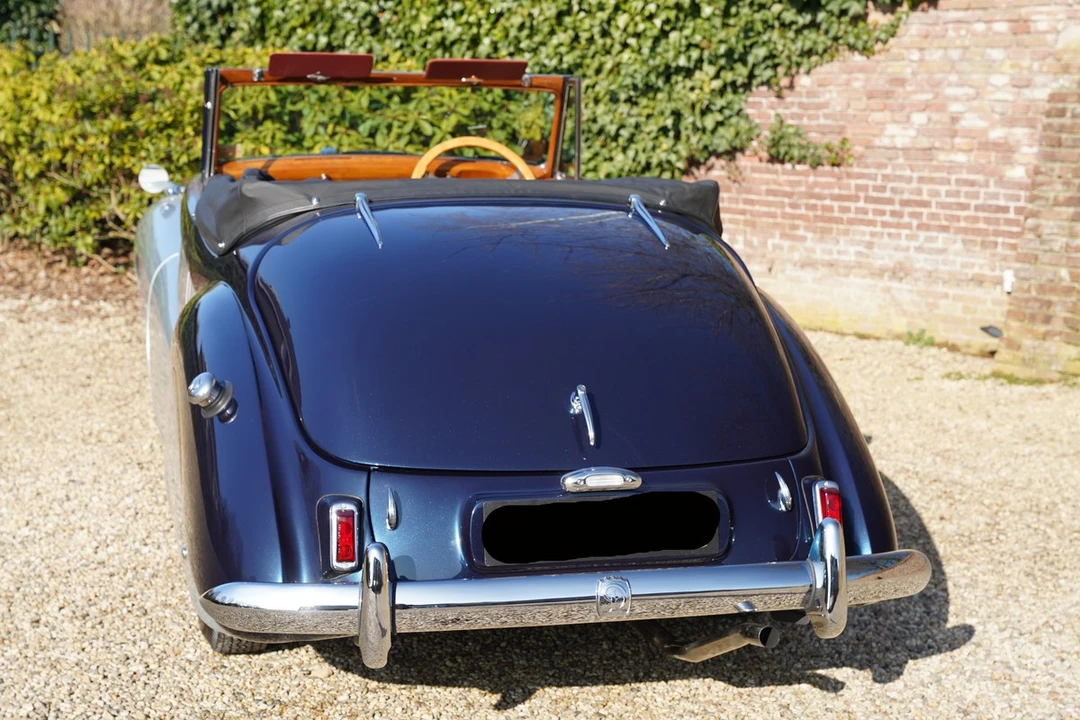 1951 Daimler - Image 7 of 30