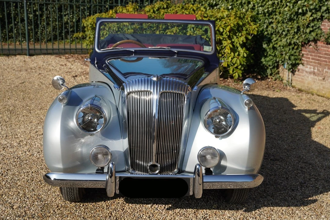 1951 Daimler - Image 2 of 30