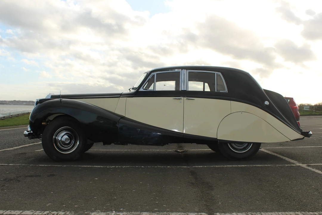 1951 Daimler - Image 14 of 31