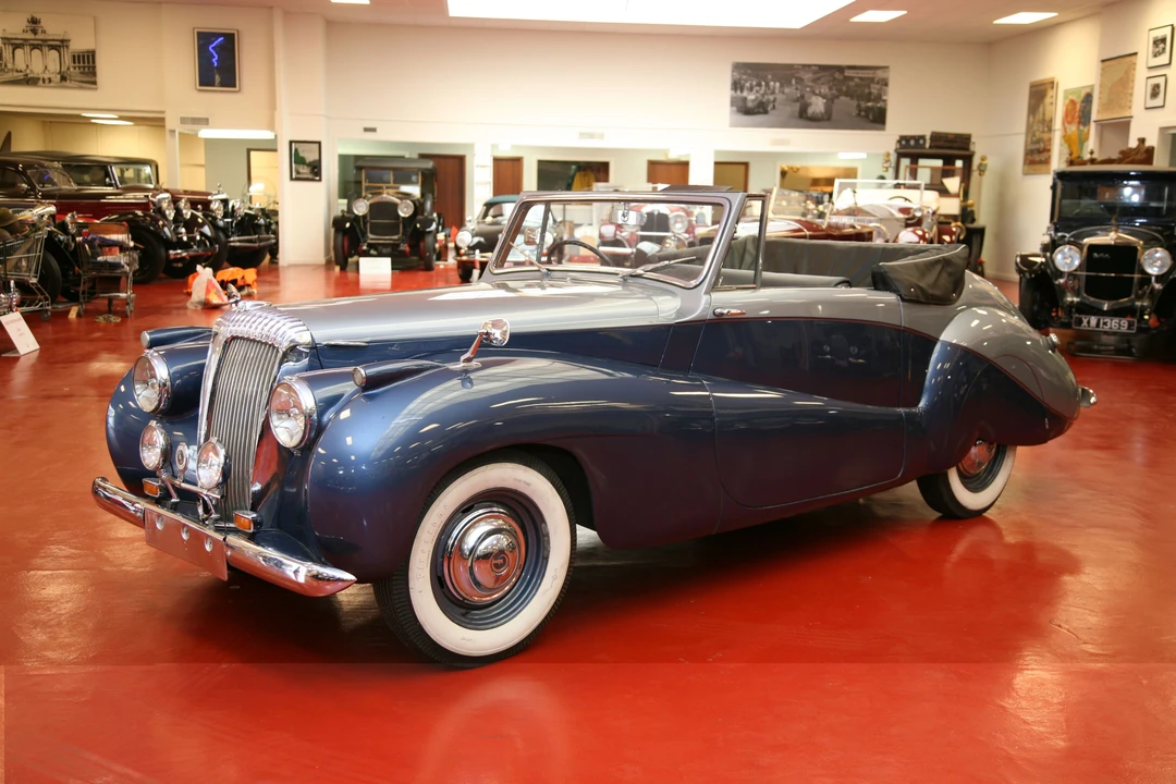 1951 Daimler - Image 4 of 18