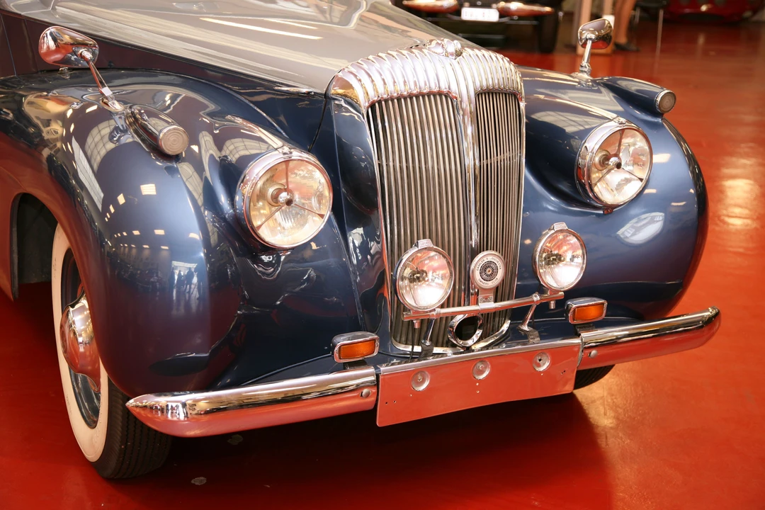 1951 Daimler - Image 6 of 18