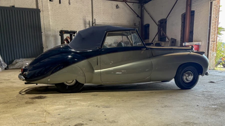 1951 Daimler - Image 2 of 16