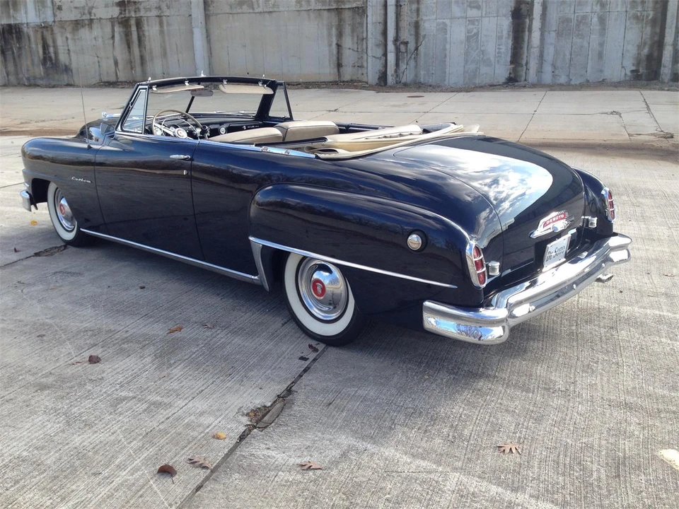 1951 DeSoto Firedome - Image 11 of 31