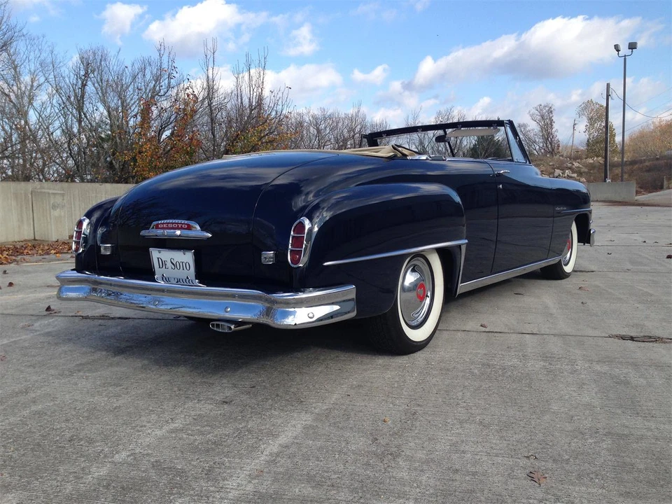 1951 DeSoto Firedome - Image 27 of 31