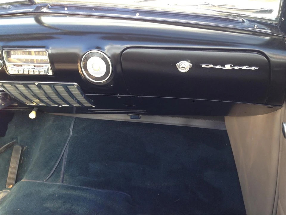 1951 DeSoto Firedome - Image 16 of 31