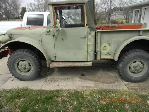 1951 Dodge M-37