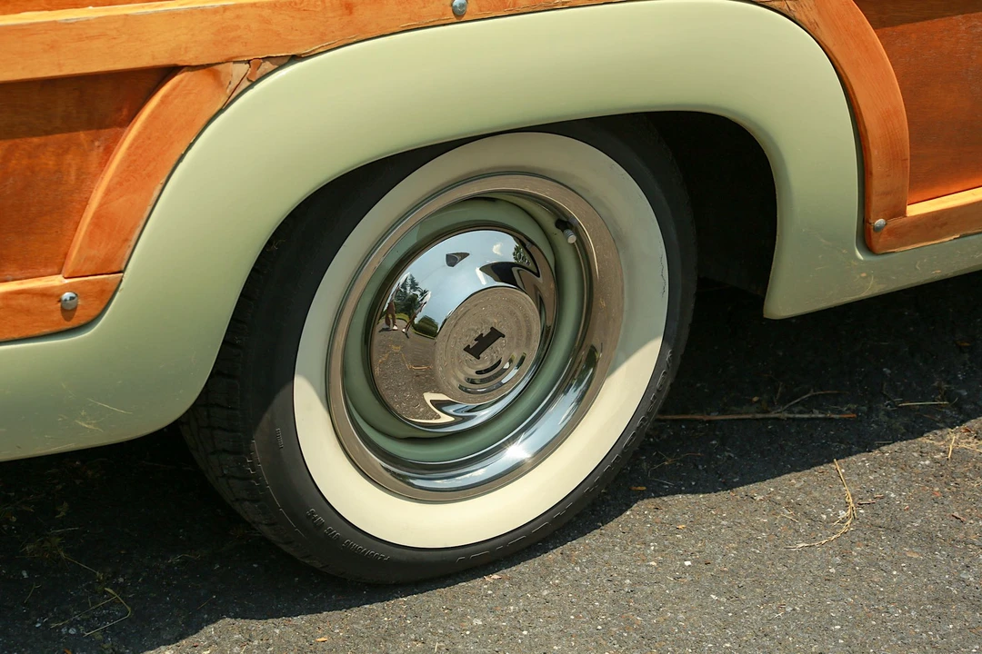 1951 Ford Country Squire - Image 18 of 31